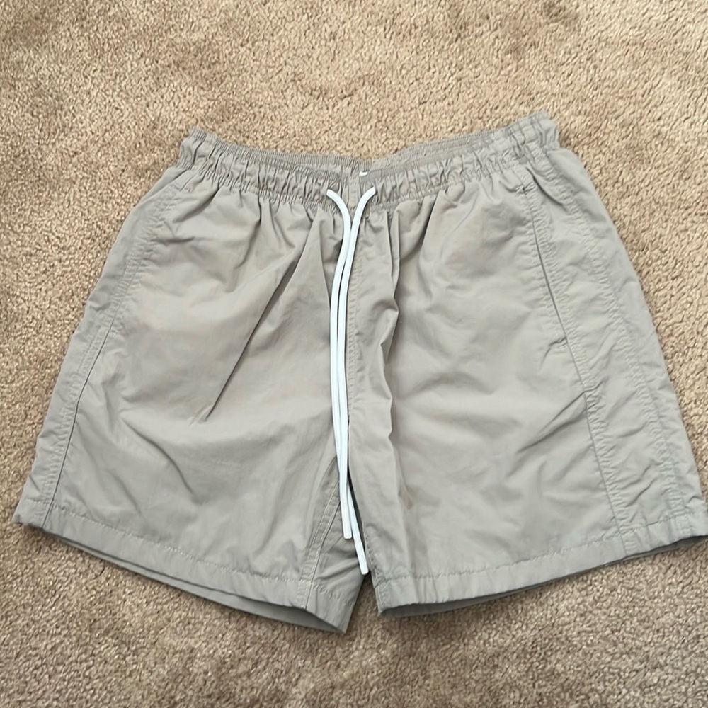 Urban Outfitters, Standard Cloth khaki elastic waist shorts